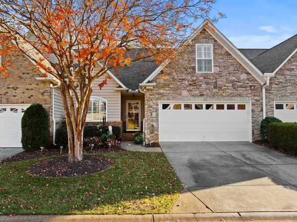 60 Reddington Dr, Greer, SC 29650