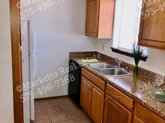 4th image of 2740 Fairway Dr #T-b