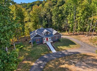 407 Summerfield Dr, Cadiz, KY 42211