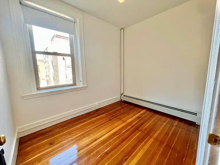 9 Thacher Ct #9 — Photo 12