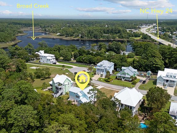 2nd image of 107 Key West Lane