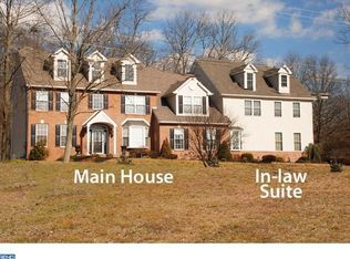 44 Midland Rd, Wrightstown, PA 18940