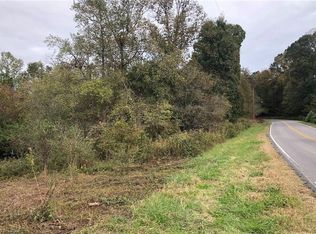 1641 Country Club Rd, Yadkinville, NC 27055