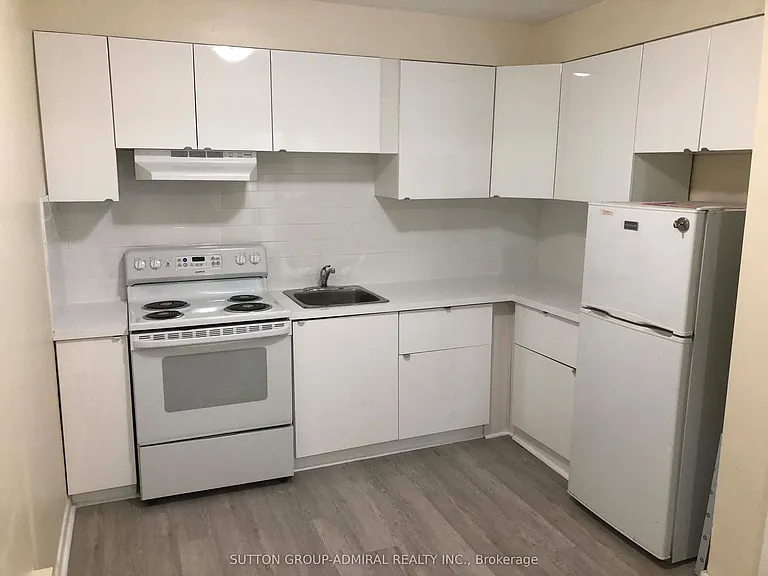 2839 Bathurst St #1 — Photo 14