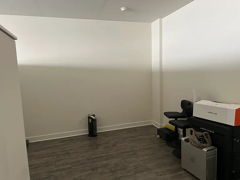 3810 Wilshire Blvd #1612 — Photo 11