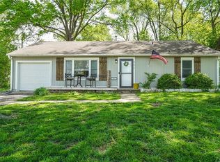502 NE 66th Ter, Gladstone, MO 64118