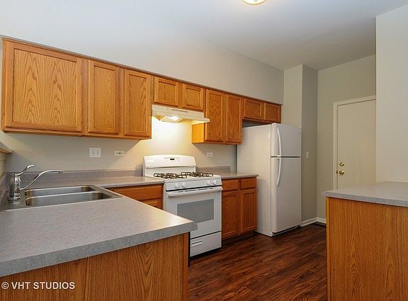 4th image of 1014 Parkhill Cir #0