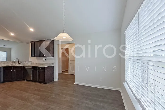 108 Saint Phillip Way — Photo 9