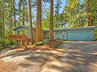 18927 40th Pl NE, Lake Forest Park, WA 98155