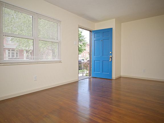 3rd image of 2228 Missouri Ave