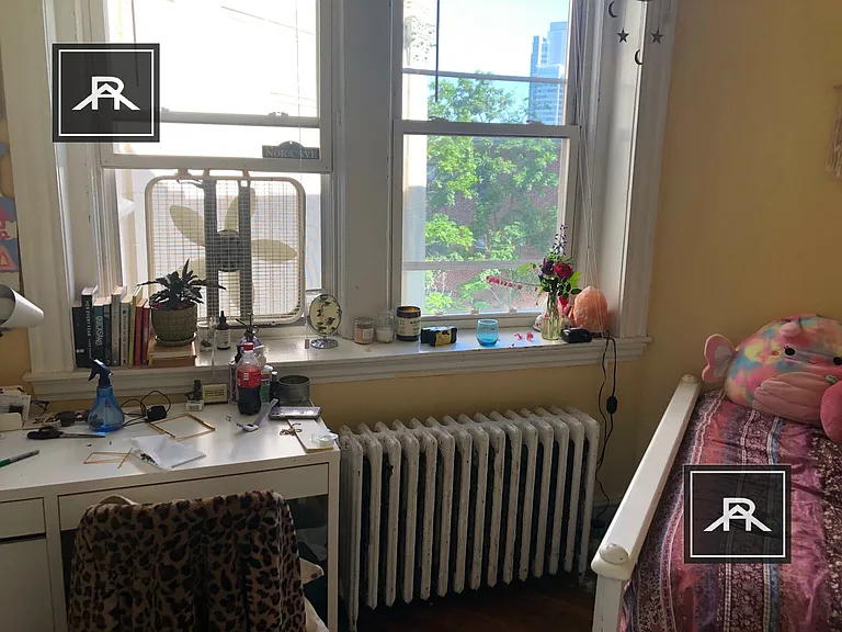60 Egmont St #5 — Photo 3
