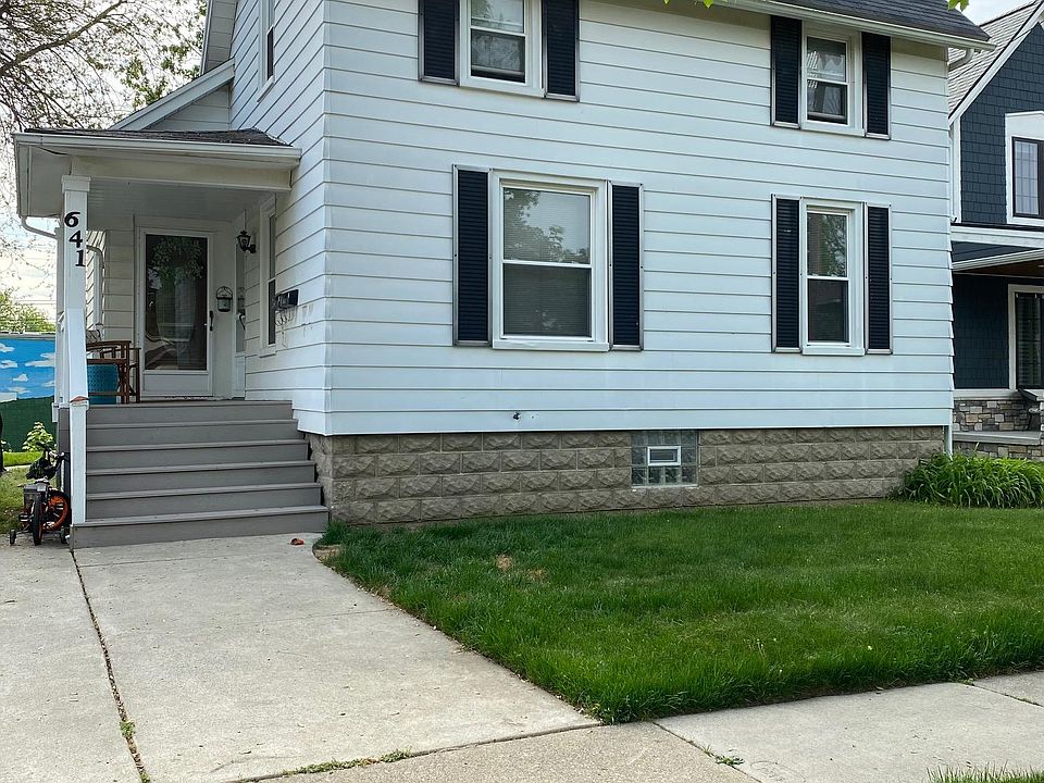 1st image of 641 Forest Ave #1