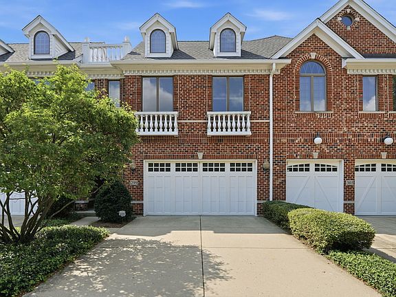 2nd image of 299 Arbor Glen Blvd