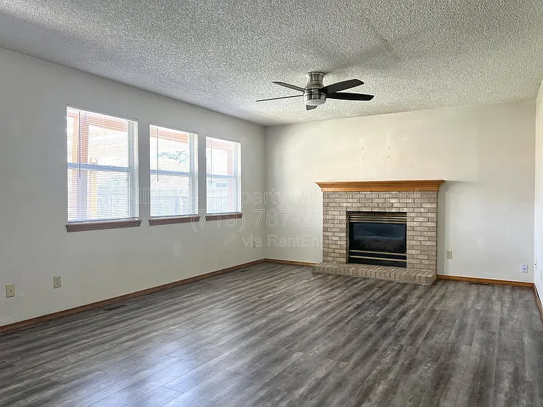6436 Peak Vista Cir — Photo 13