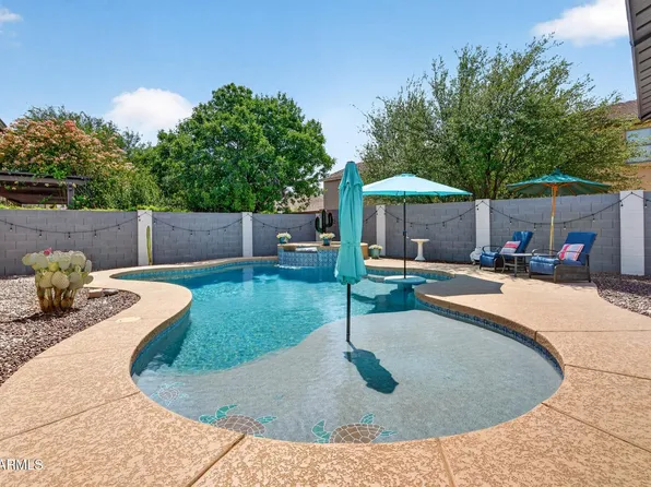 879 W HOLSTEIN Trail, San Tan Valley, AZ 85143