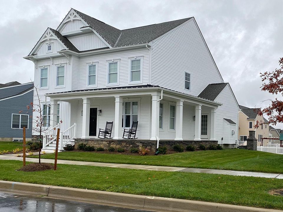 1st image of 785 Idlewyld Dr