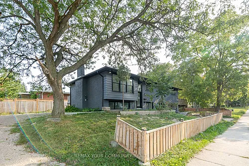 69 Blythwood Rd N Photo 1