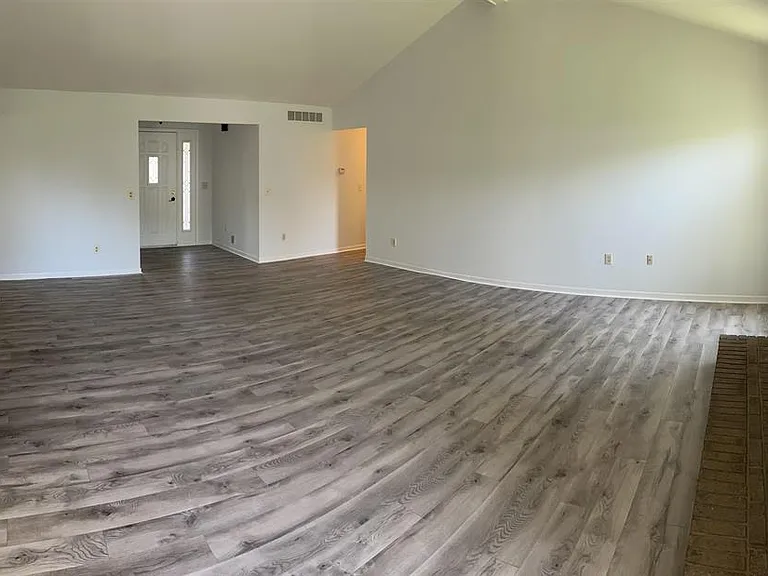52156 Antler Dr — Photo 8