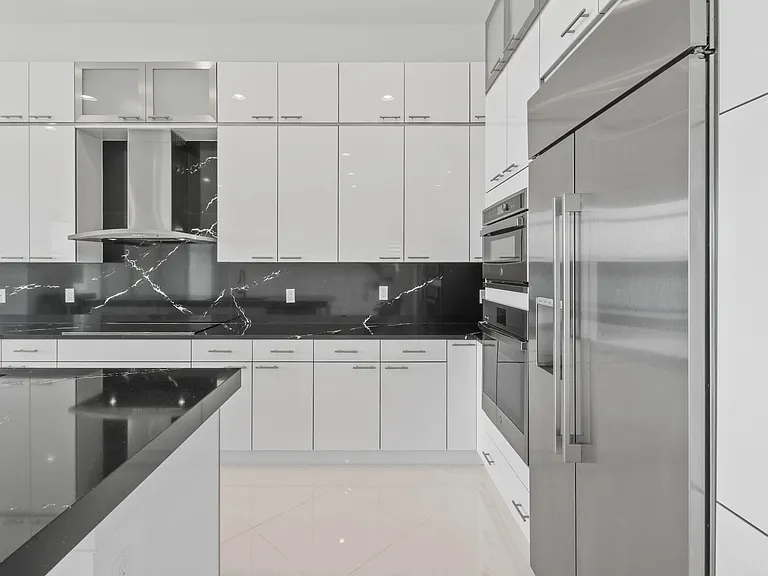 9019 SW Terzi Way — Photo 16