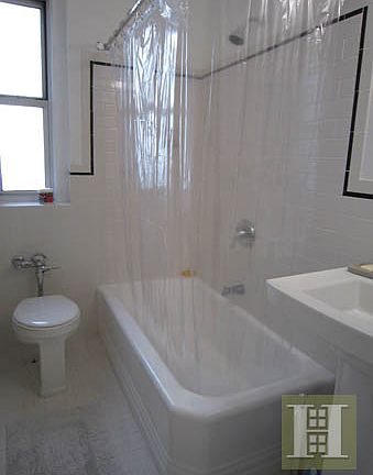 4th image of 159 E 91st St #6F