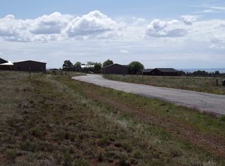 11 Mountain View Ln, Edgewood, NM 87015