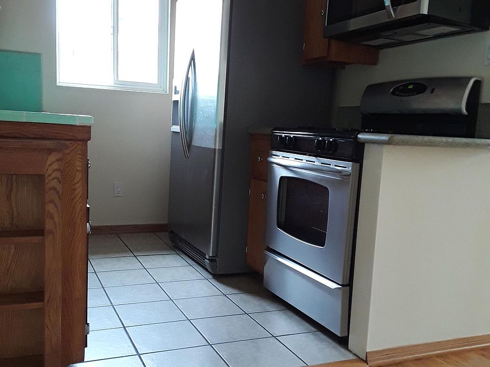 1st image of 14142 Roscoe Blvd APT 5