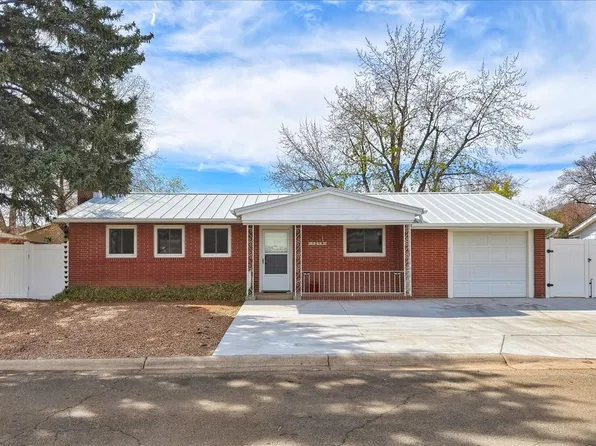 1211 7th St, Los Alamos, NM 87544