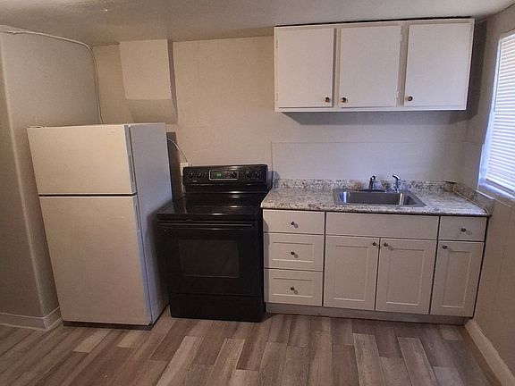 5th image of 636 S Quitman St #3