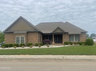 1295 Stone Harbor Blvd, Lenoir City, TN 37772