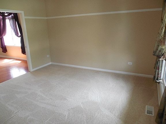 2nd image of 860 Spinnaker Dr