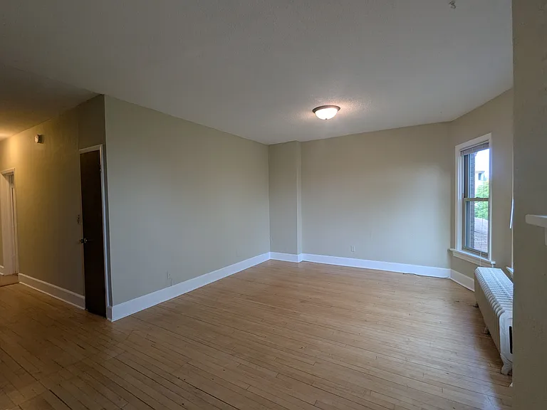 1825-4 Jefferson St #1825-4 — Photo 3