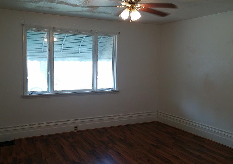 1st image of 713 Cedar St Floor 1