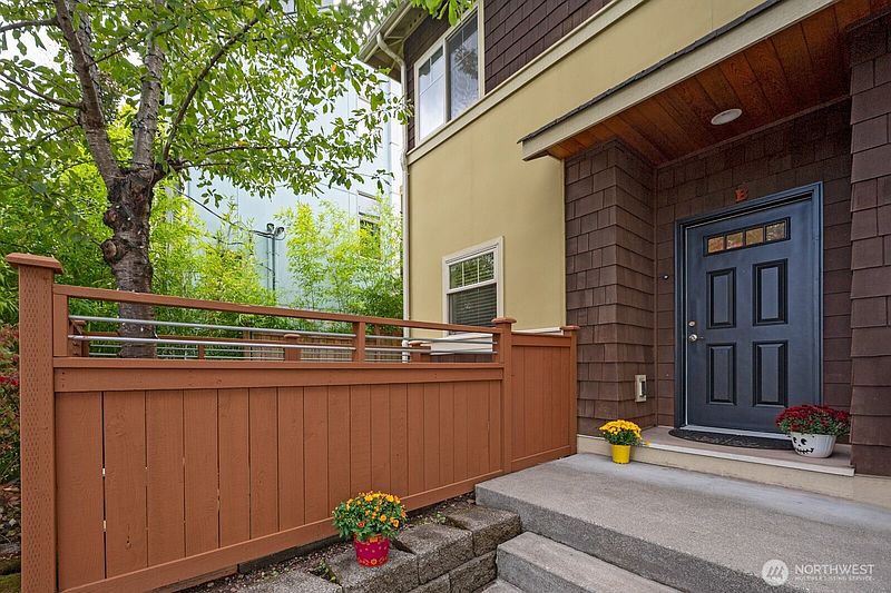 3rd image of 1835 24th Ave #B