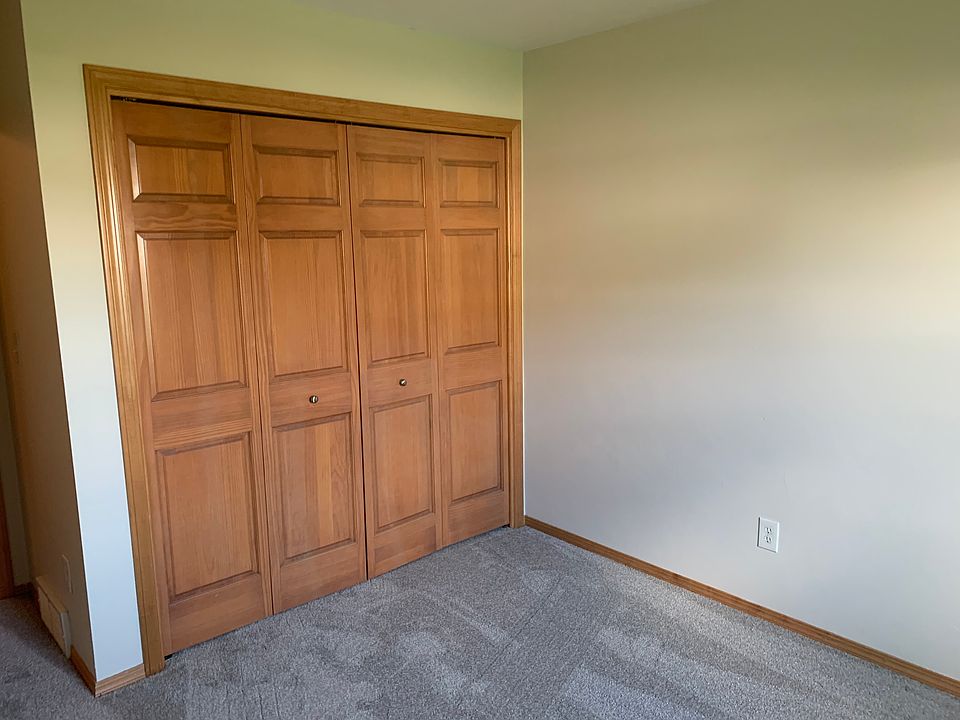 1746 Maxwell Ct De Pere WI Zillow