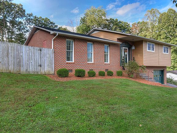 2nd image of 152 Joy Dr