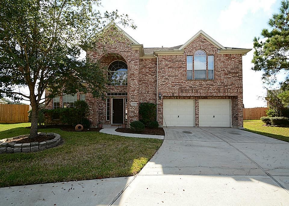 1st image of 12303 Summercliff Ct