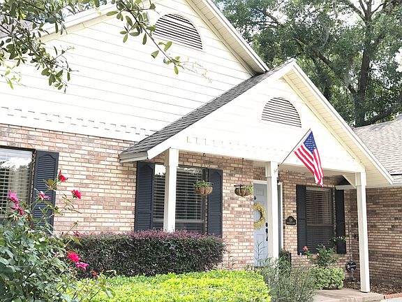 4th image of 526 Stephanie Ct