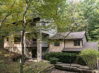 1328 N Hickory Hills Rd, Germantown Hills, IL 61548