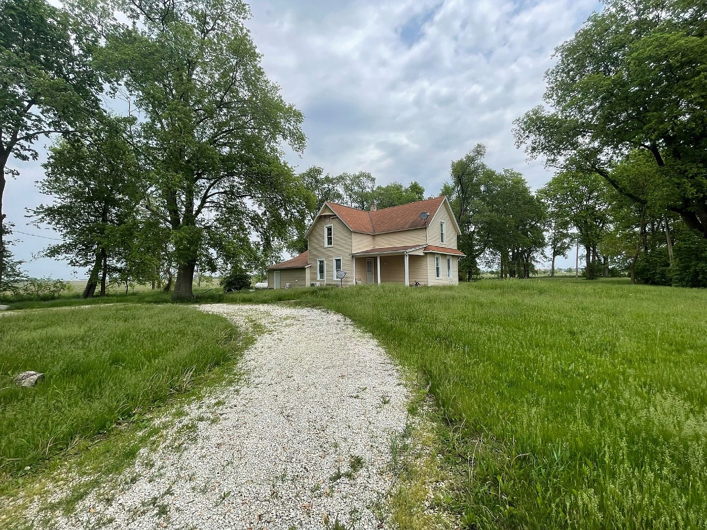 398 E 550n Rd, Gibson City, IL 60936 Zillow