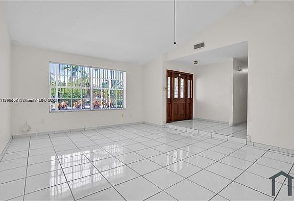 3rd image of 17220 SW 93rd Ave #1