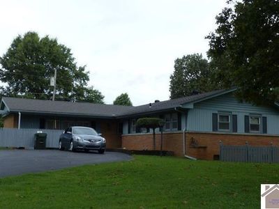 793 Crabapple Dr, Calvert City, KY, 42029