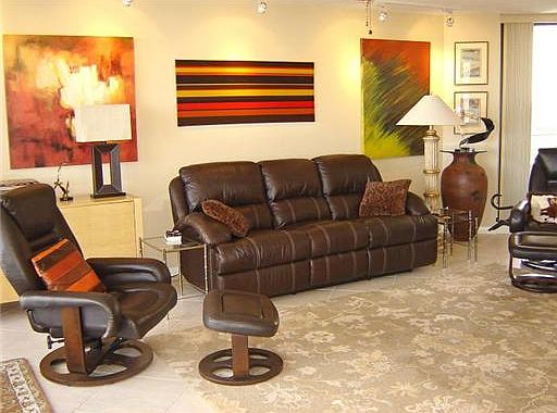 4th image of 5940 Pelican Bay Plz S APT 606