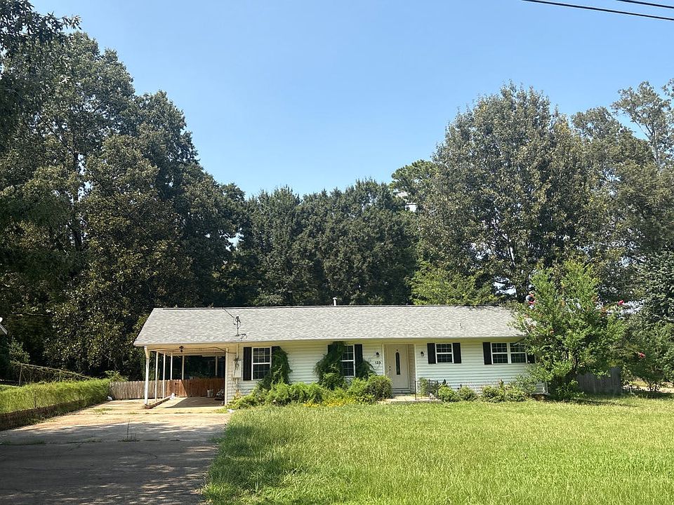 1st image of 123 Circle Dr