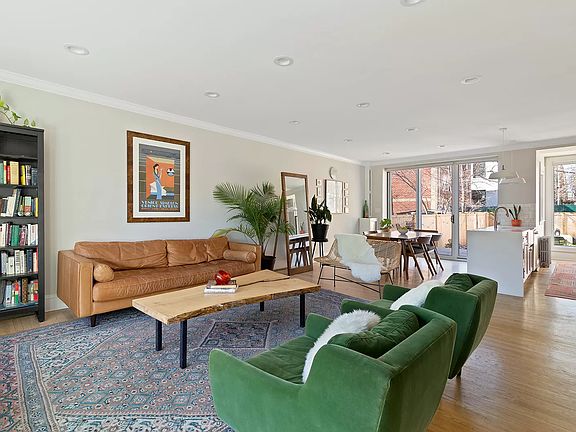 3rd image of 574 New York Ave