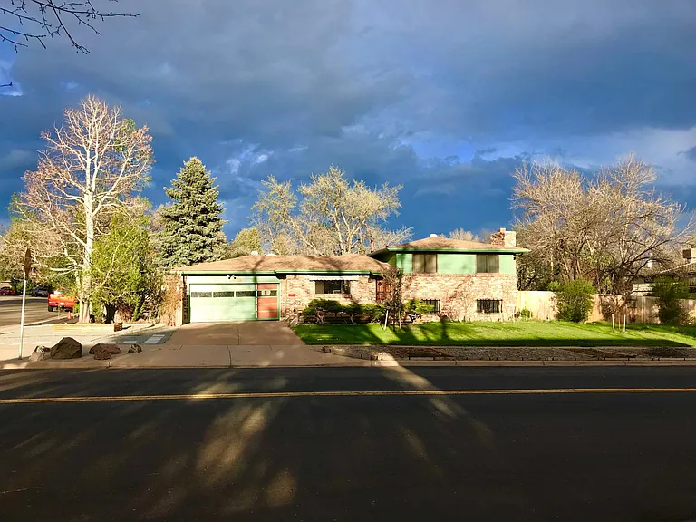 2816 S Lamar St — Photo 1