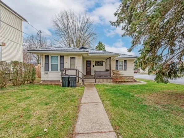 49 W Chestnut St, Blairsville, PA 15717