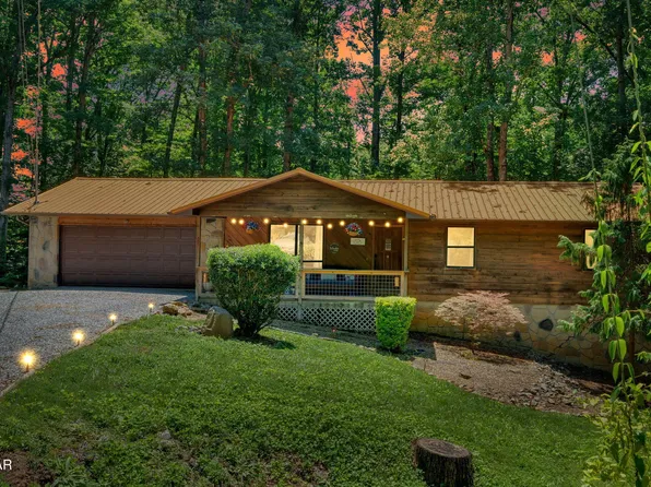 415 Owenwood Dr, Sevierville, TN 37876