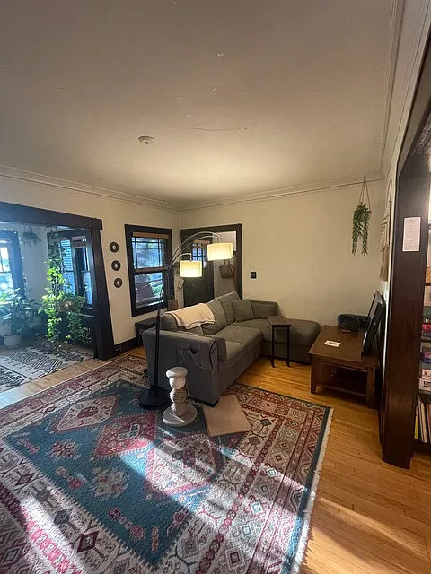 3217 Fremont Ave S — Photo 4