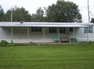 69 2nd Dyke Rd, Averill Park, NY 12018