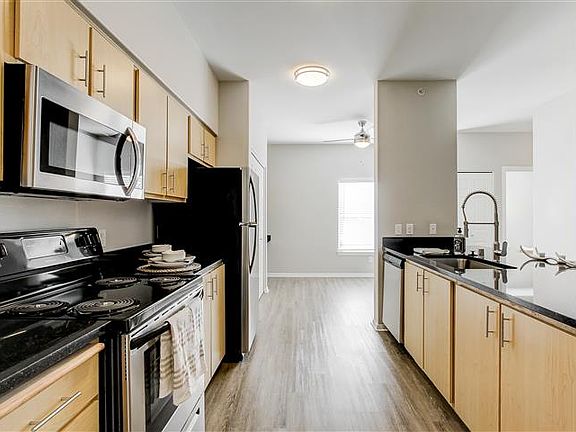 3rd image of 1617 E Main APT J206